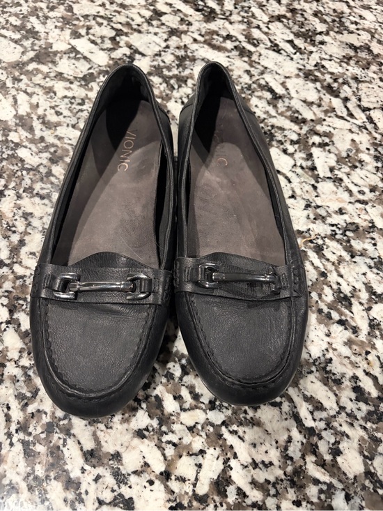 Vionic Shoes - Vionic Black Leather Kenya Loafers